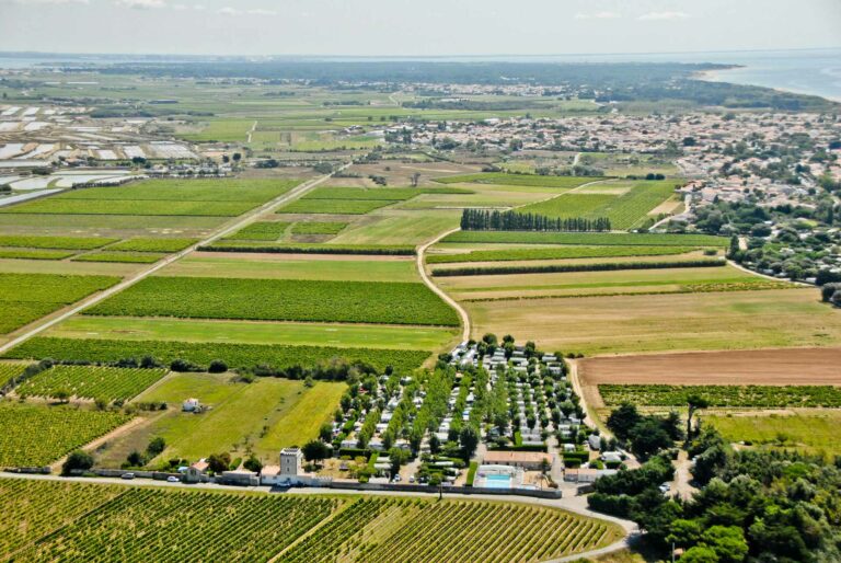 Touring the Ile de Ré in a motorhome