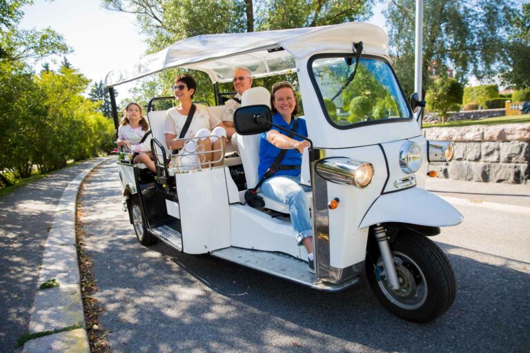 Ungewöhnlicher Spaziergang: die Ile de Ré mit dem Tuk-Tuk